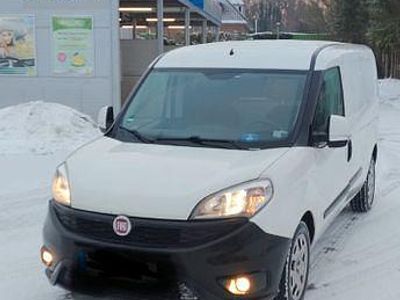 Gebraucht Fiat Doblò Lounge 105 PS (77 kW) 2015 Weiß Van / Kleinbus