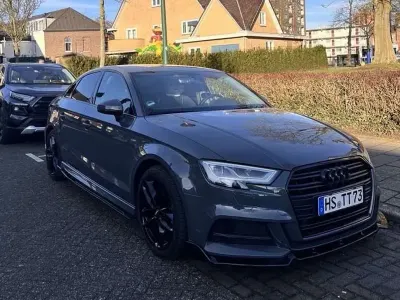 Gebraucht Audi A3 Sport 150 PS (110 kW) 2017 Grau Limousine