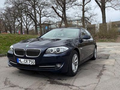 Gebraucht BMW 520 184 PS (135 kW) 2012 Blau Limousine