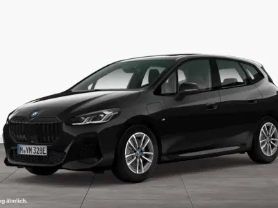 Gebraucht BMW 225 Active Tourer M Sport 245 PS (180 kW) 2024 Saphirschwarz Van / Kleinbus