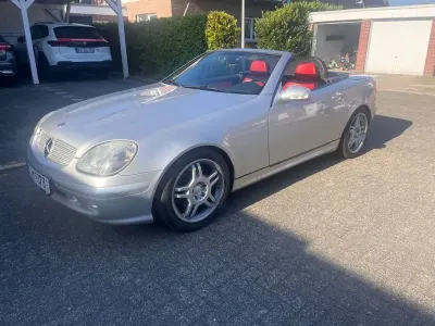 Gebraucht Mercedes SLK320 Edition 218 PS (160 kW) 2001 Silber Cabrio