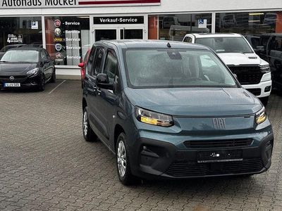 Neu Fiat Doblò 102 PS (75 kW) 2025 Blau Van / Kleinbus