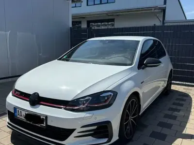 Gebraucht VW Golf VII GTI 290 PS (213 kW) 2019 Weiß Limousine