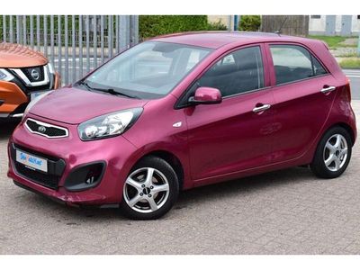 Gebraucht Kia Picanto Edition 7 69 PS (50 kW) 2014 Cherry pink (metallic) Kleinwagen