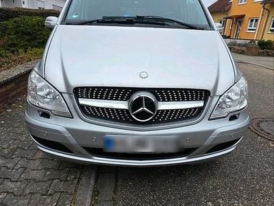Silber Gebraucht 2008 Mercedes Viano Van / Kleinbus | 6.600 €