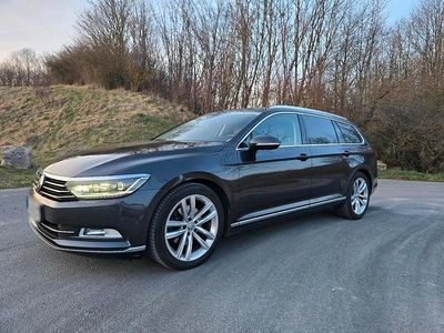Gebraucht VW Passat Highline 190 PS (139 kW) 2017 Andere farben Kombi