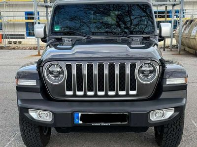 gebraucht Jeep Wrangler Unlimited Sahara 2.0 T-GDI Overland AHK