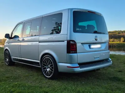 Gebraucht VW Multivan 204 PS (150 kW) 2018 Silber Van / Kleinbus