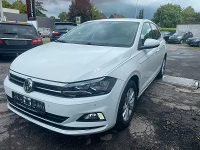 Gebraucht VW Polo Highline 95 PS (69 kW) 2018 Weiß Kleinwagen