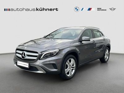 Mountaingrau met. Gebraucht 2016 Mercedes GLA200 Urban SUV | 17.465 € (Fairer Preis)
