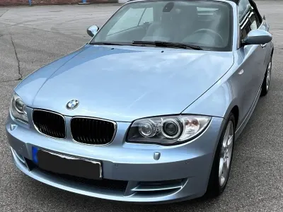 Gebraucht BMW 120 Cabriolet Sport Line 177 PS (130 kW) 2009 Blau Cabrio