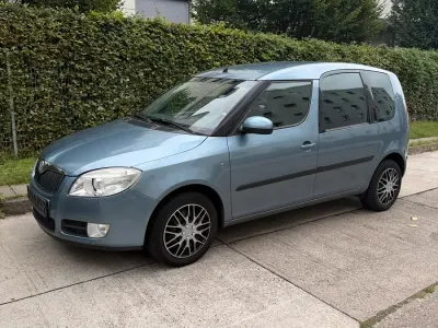 Gebraucht Skoda Roomster 105 PS (77 kW) 2008 Blau Van / Kleinbus