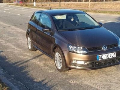 Gebraucht VW Polo Trendline 60 PS (44 kW) 2016 Braun Kleinwagen