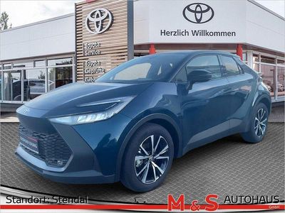 Blau Neu 2025 Toyota C-HR Team SUV | 37.700 €