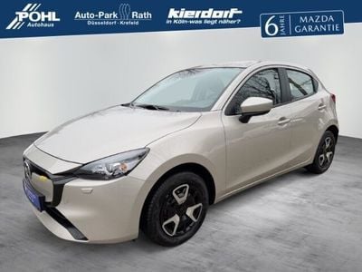 Gebraucht Mazda 2 Center-Line 90 PS (66 kW) 2024 Platinum quartz m (silber) Kleinwagen