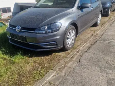 Second-hand VW Golf VII Join 125 CP (91 kW) 2018 Gri Berlinǎ