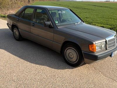 Gebraucht Mercedes 190 118 PS (86 kW) 1989 Braun Limousine