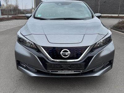 Grau Gebraucht 2021 Nissan Leaf N-Connecta Kleinwagen | 14.800 € (Fairer Preis)