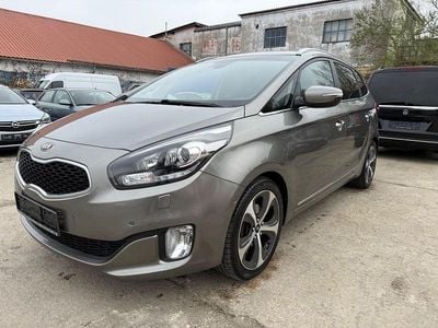 Gebraucht Kia Carens Spirit 136 PS (100 kW) 2014 Silber Van / Kleinbus