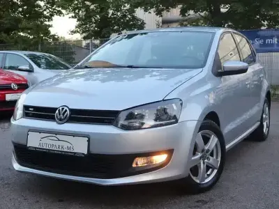 Gebraucht VW Polo Comfortline 90 PS (66 kW) 2011 Silber Kleinwagen