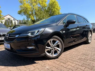 Gebraucht Opel Astra Sport 105 PS (77 kW) 2017 Schwarz Kombi