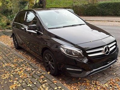 Mercedes B200