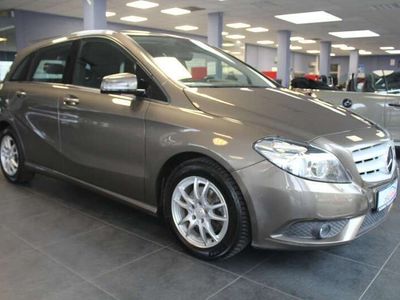 Mercedes B200