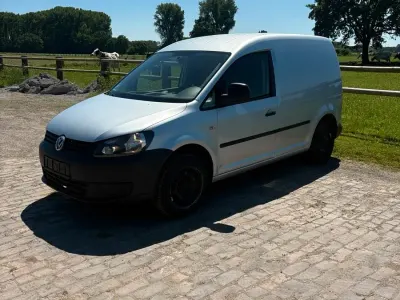 Gebraucht VW Caddy 102 PS (75 kW) 2014 Silber Van / Kleinbus
