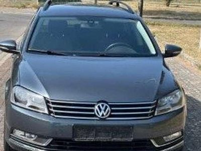 Gebraucht VW Passat Comfortline 105 PS (77 kW) 2011 Grau Kombi