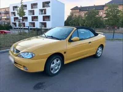 Gebraucht Renault Mégane Cabriolet 107 PS (78 kW) 1999 Gelb Cabrio