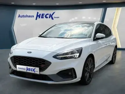 Gebraucht Ford Focus ST 280 PS (205 kW) 2020 Weiß Limousine