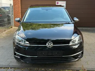Gebraucht VW Golf VII Comfortline 125 PS (91 kW) 2017 Schwarz Limousine