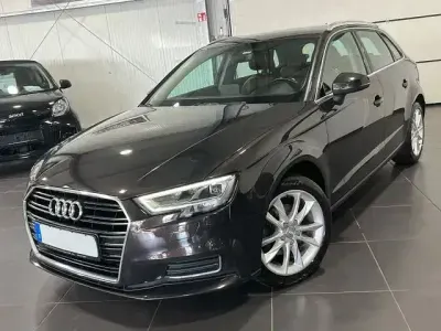 Używany Audi A3 Design 116 KM (85 kW) 2017 Brązowy Sedan/Limuzyna