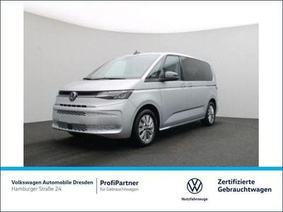 Gebraucht VW Multivan Life 150 PS (110 kW) 2024 Reflexsilber metallic Van