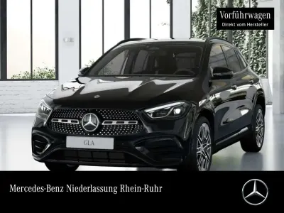 Gebraucht Mercedes GLA180 AMG 136 PS (100 kW) 2026 Schwarz SUV