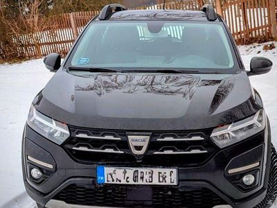 Silber Gebraucht 2022 Dacia Sandero Comfort Limousine | 13.280 € (Fairer Preis)