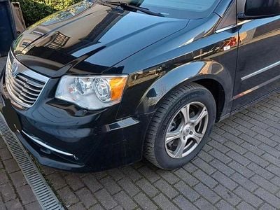 Gebraucht Lancia Voyager Gold 163 PS (119 kW) 2012 Schwarz Van / Kleinbus