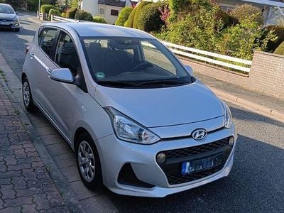 Brugt Hyundai i10 Trend 67 HK (49 kW) 2019 Grå Hatchback
