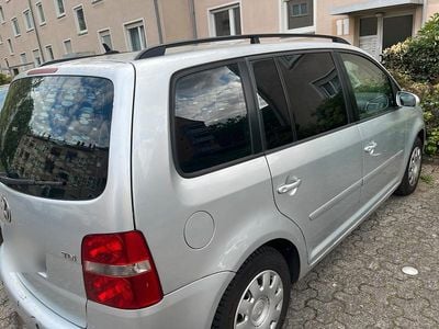 Gebraucht VW Touran 105 PS (77 kW) 2005 Silber Van / Kleinbus