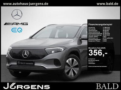 Gebraucht Mercedes EQA300 Advanced 167 kW (228 PS) 2024 Metalliclack mountaingrau SUV