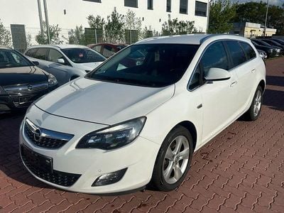 Usado Opel Astra Sport 125 HP (91 kW) 2011 Branco Carrinha