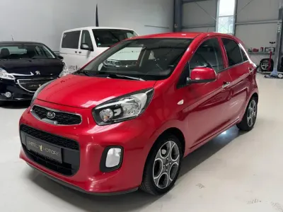 Gebraucht Kia Picanto 84 PS (61 kW) 2015 Signalrot met. Kleinwagen