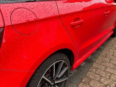 gebraucht Audi A1 1.8 TFSI S tronic S-line 1.Hand Standheizung