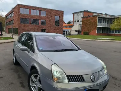 Gebraucht Renault Vel Satis Initiale Paris 163 PS (119 kW) 2004 Silber Kleinwagen