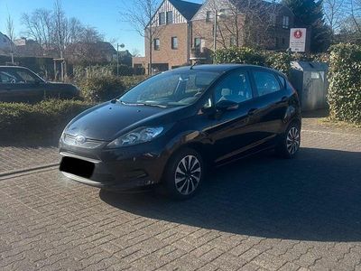 Gebraucht Ford Fiesta 82 PS (60 kW) 2011 Schwarz Kleinwagen