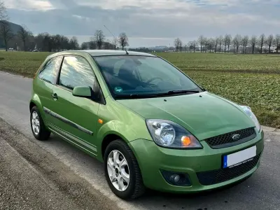Gebraucht Ford Fiesta 80 PS (58 kW) 2007 Grün Kleinwagen