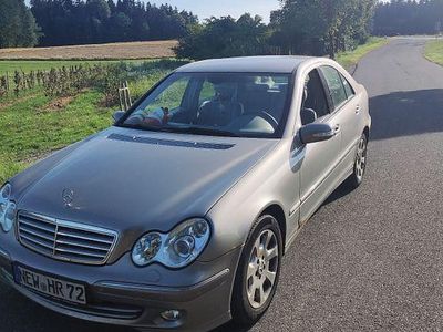 Mercedes C240