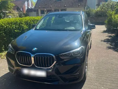 Second-hand BMW X1 Sport Line 190 CP (139 kW) 2021 Negru SUV