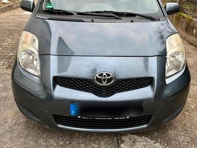 Gebraucht Toyota Yaris 101 PS (74 kW) 2009 Blau Kleinwagen