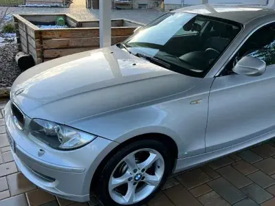 Gebraucht BMW 130 258 PS (189 kW) 2010 Silber Kleinwagen